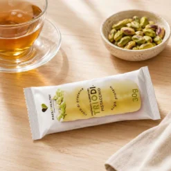 Baton Triodi Biała Czekolada i Pistacja 30g – Makeathealthy