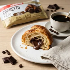 Croissant Keto z Nadzieniem Czekoladowym 50g – Pronutrition