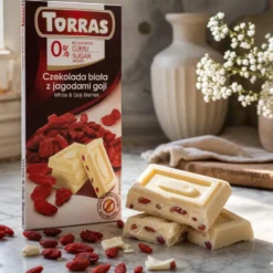 Czekolada biała z jagodami goji bez dodatku cukru 75g – Torras