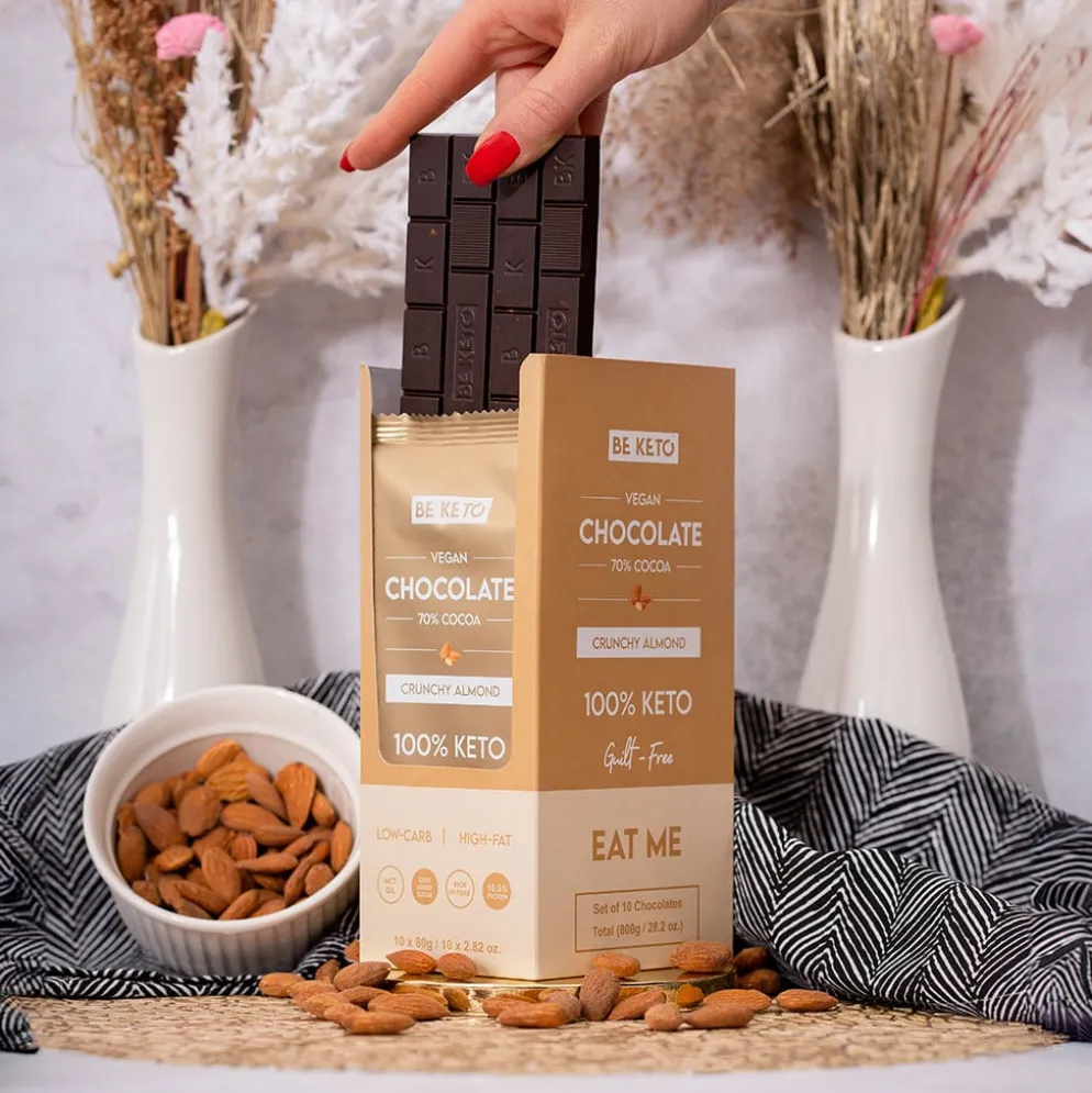 Czekolada Keto Wegańska z Olejem MCT – Chrupiący Migdał 80g – BeKeto