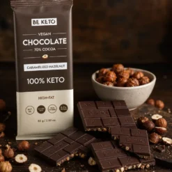 Czekolada Keto Wegańska z Olejem MCT – Karmelizowany Orzech Laskowy 80g – BeKeto