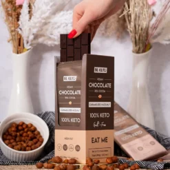 Czekolada Keto Wegańska z Olejem MCT – Karmelizowany Orzech Laskowy 80g – BeKeto