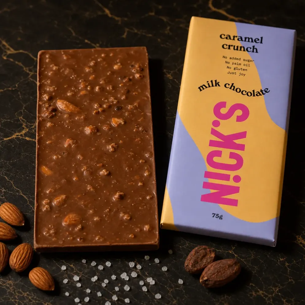 Czekolada Keto z Kawałkami Karmelu i Migdałów 75g – Nick’s