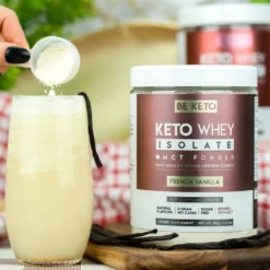 Izolat Białka z Olejem MCT – Francuska Wanilia 300g – BeKeto
