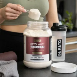 Izolat Białka z Olejem MCT – Francuska Wanilia 800g – BeKeto