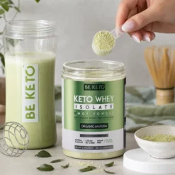 Izolat Białka z Olejem MCT – Matcha 300g – BeKeto