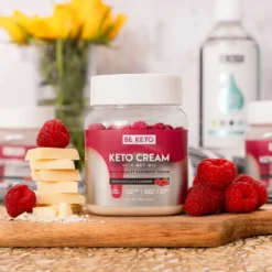 Krem Keto z MCT – Biała Czekolada z Maliną 250g – BeKeto